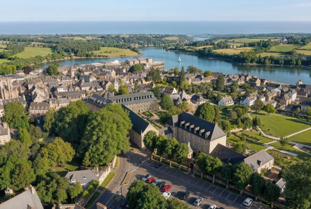 treguier couvent des soeurs tranche 2 perspective aerienne jour finale main